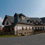 Skalny Dworek Hotell 3*