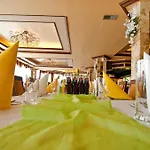 فندق Skalny Dworek نوفه تارخ