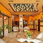 Hotel Skalny Dworek 3*