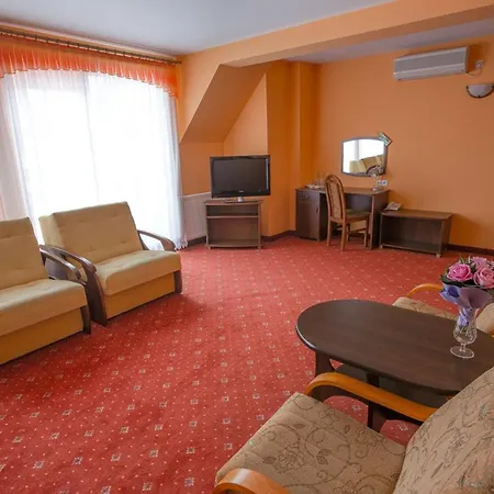 Skalny Dworek 3*