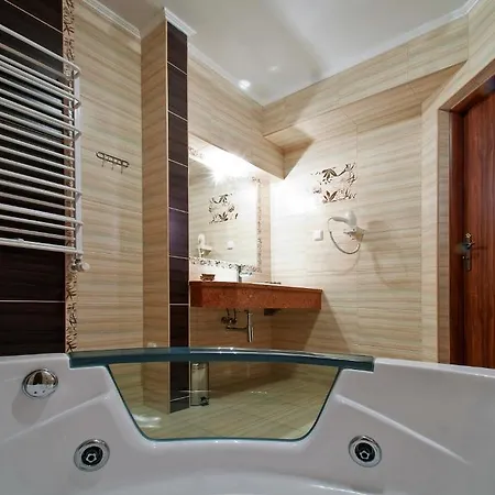 Skalny Dworek Hotel 3*