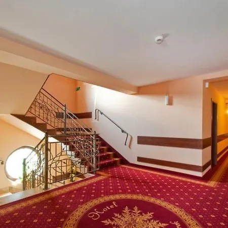 Hotel Skalny Dworek