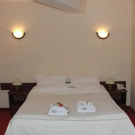 Skalny Dworek Hotel 3*