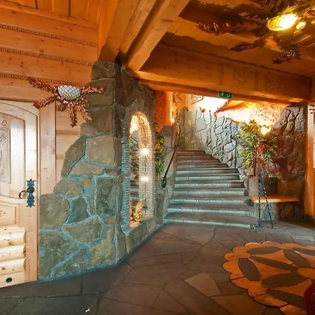 Skalny Dworek 3* نوفه تارخ