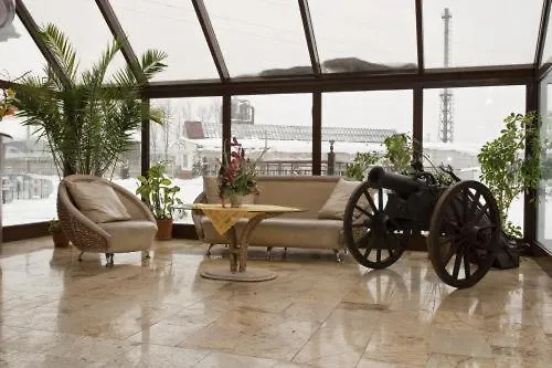 فندق Skalny Dworek