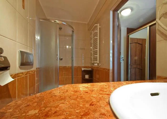 Skalny Dworek فندق