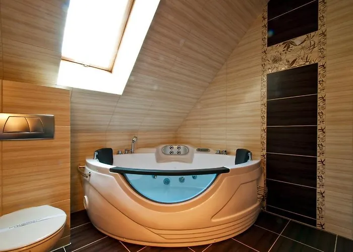 Skalny Dworek فندق نوفه تارخ