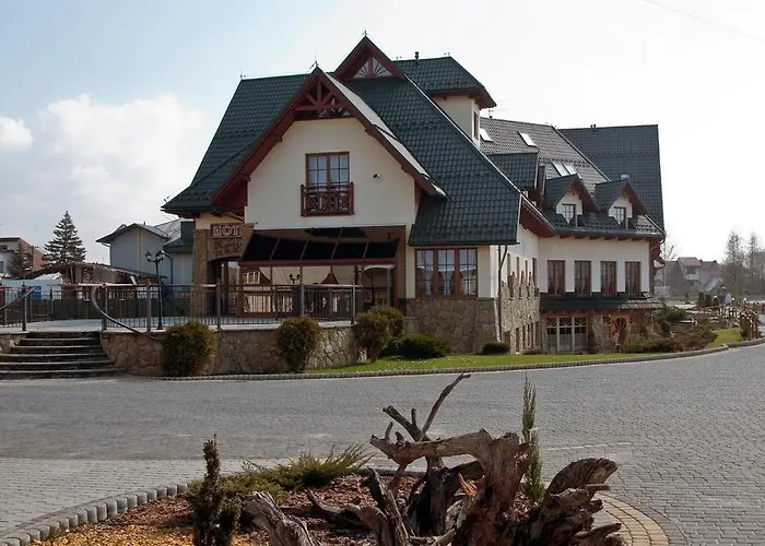 Skalny Dworek فندق نوفه تارخ