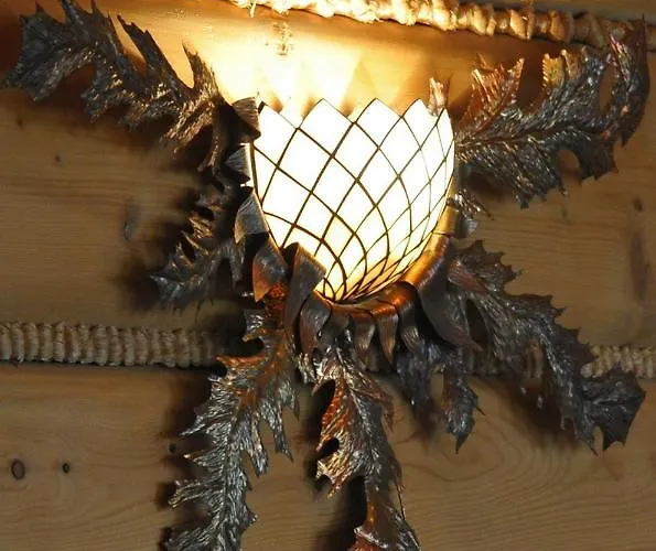 Skalny Dworek فندق 3*